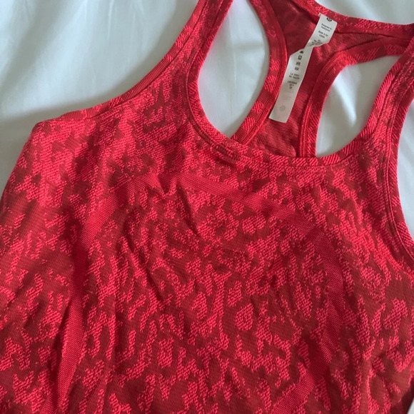 🆕❤️ Lululemon Swiftly Tech Racerback 2.0 - Camo Cover Red Rock Flare - Picture 3 of 11